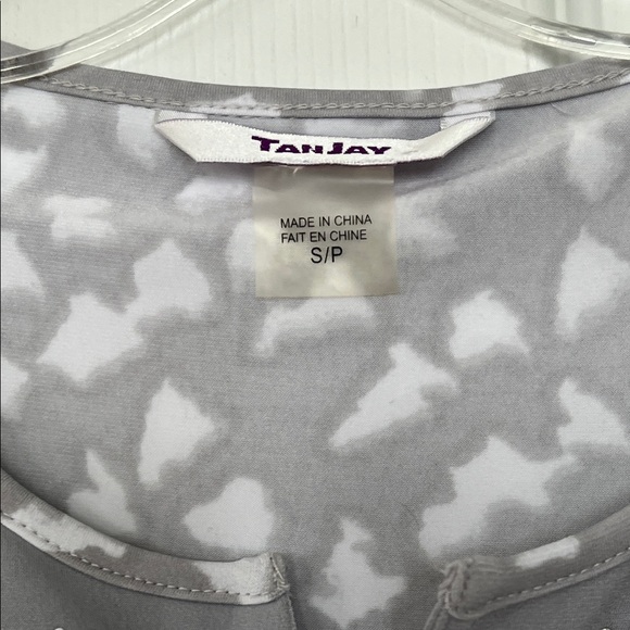 TanJay Gray Patterned Long Sleeve Top - Picture 2 of 5